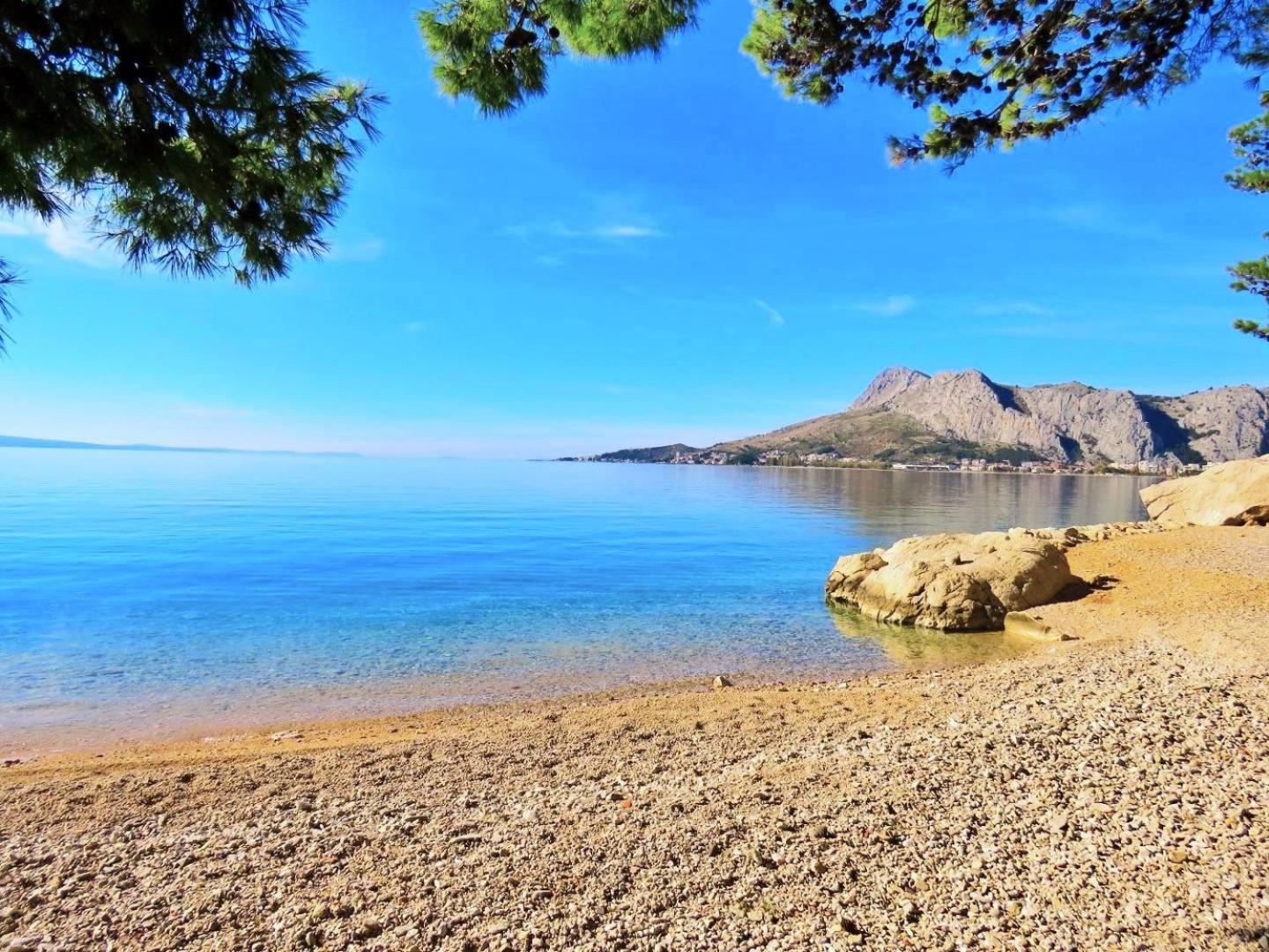 Sunshine Suites Omiš Esterno foto